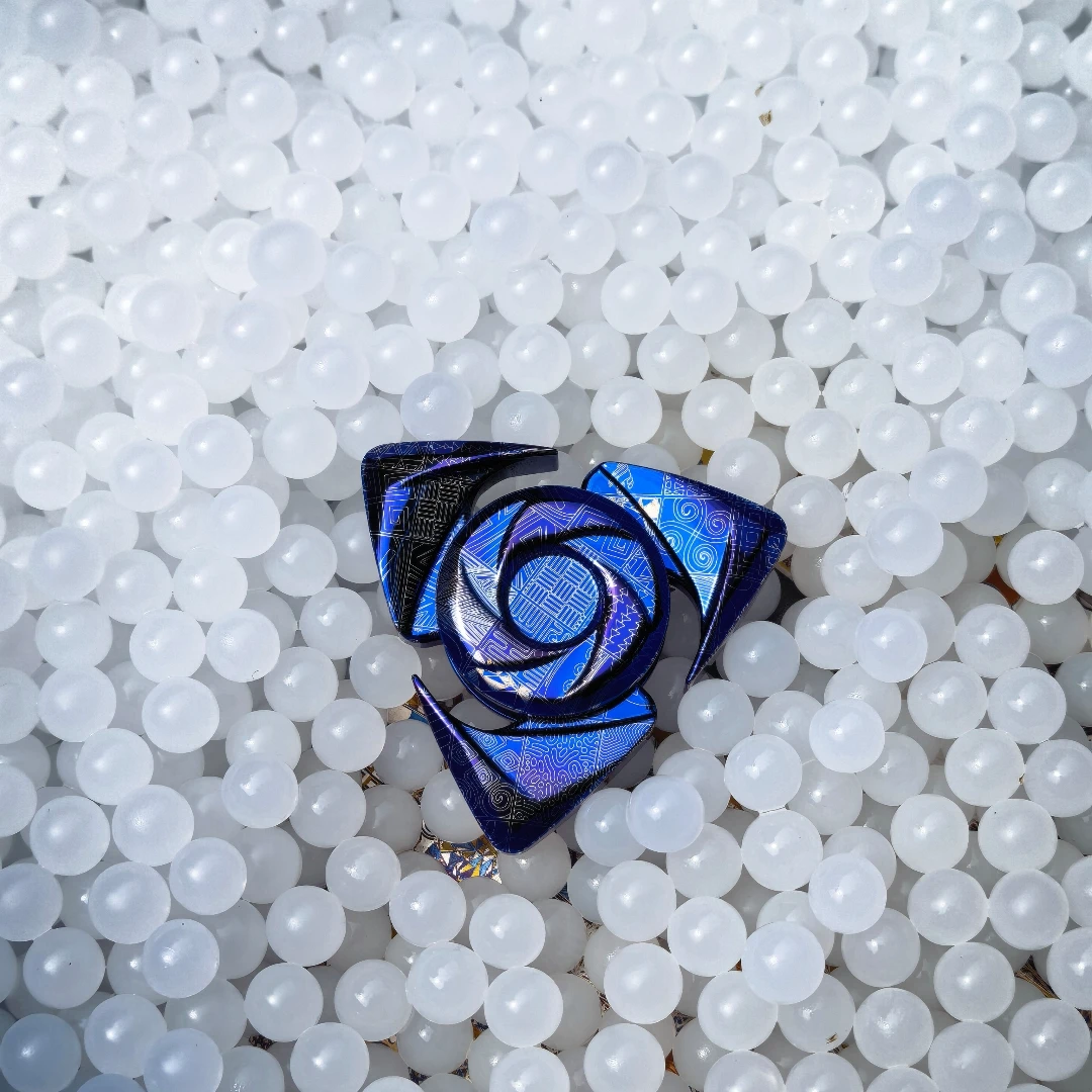 DLEDC New Titanium Alloy Spin Blade Fidget Spinner