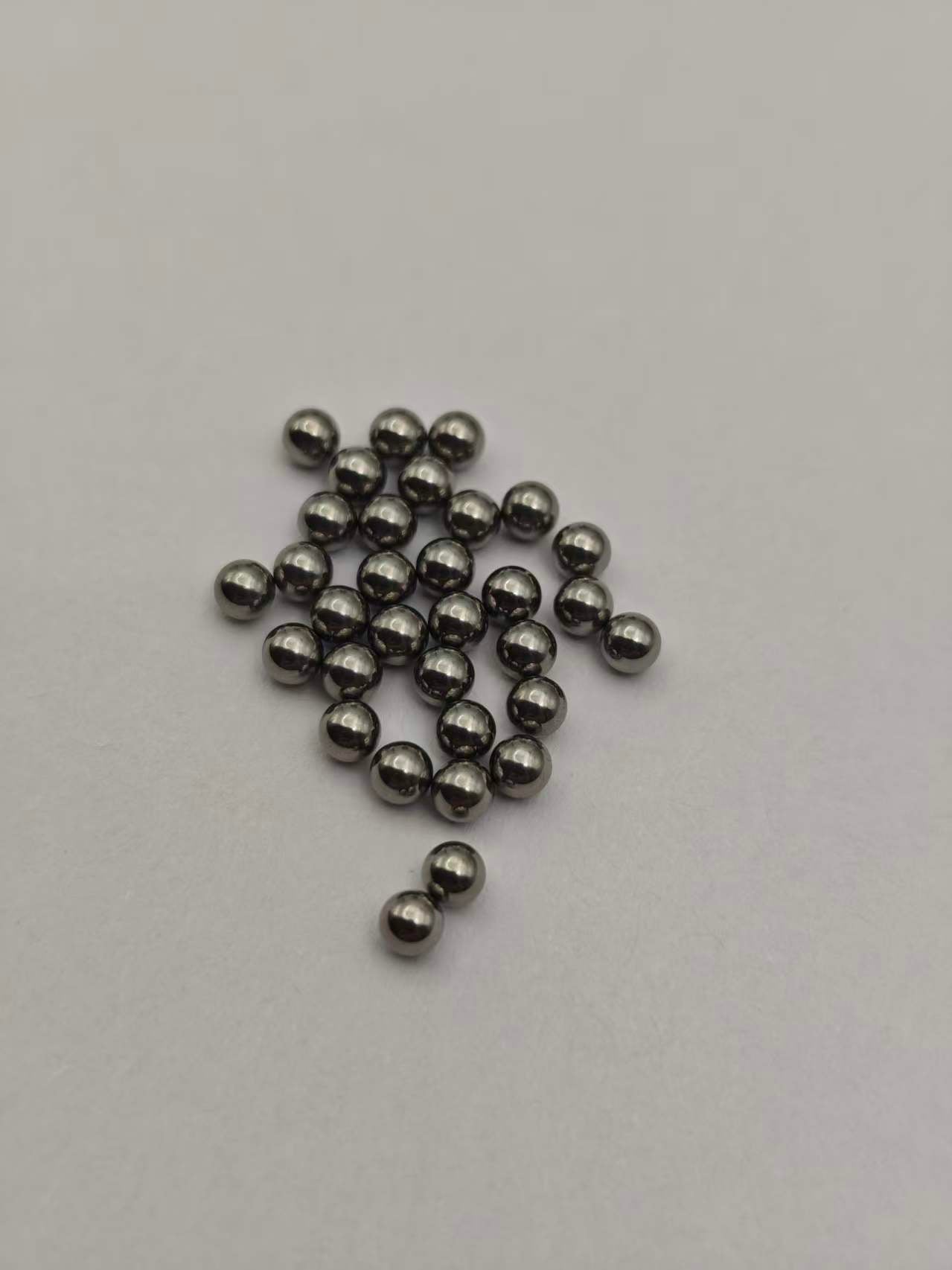 Tungsten carbide balls